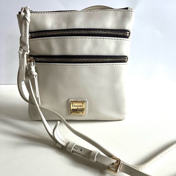 DOONEY & BOURKE  Apollo Leather Ivory Crossbody Bag - Picture 2 of 9